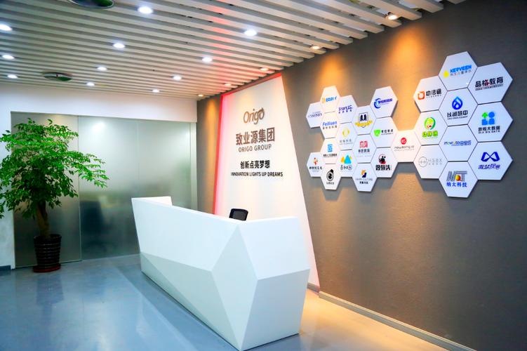 任翔 以技術(shù)創(chuàng)新驅(qū)動(dòng)企業(yè)增長(zhǎng)，推動(dòng)計(jì)算機(jī)與機(jī)械智能化發(fā)展